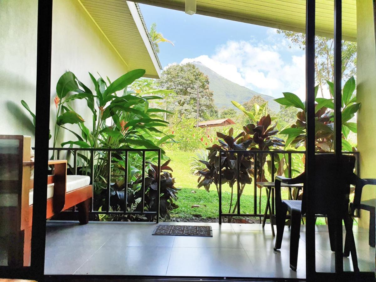 Yellow Tree Suites La Fortuna Eksteriør billede