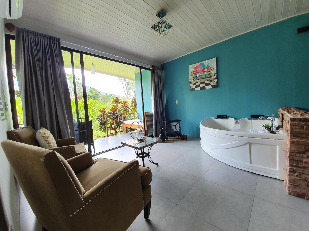 Yellow Tree Suites La Fortuna Eksteriør billede